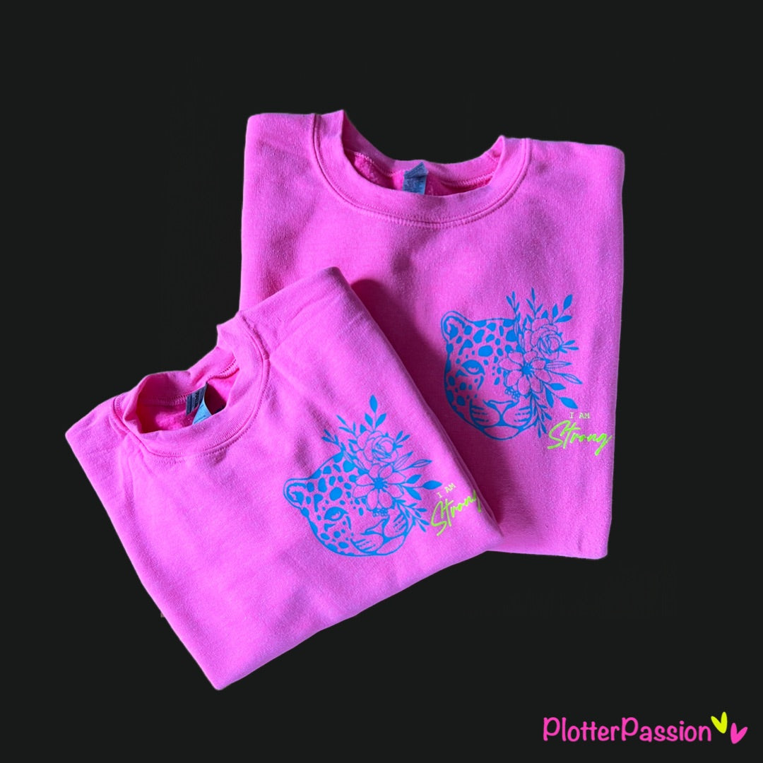 Leo Sweater Neonpink - Leoprint Sweatshirt für Damen | PlotterPassion Hamburg