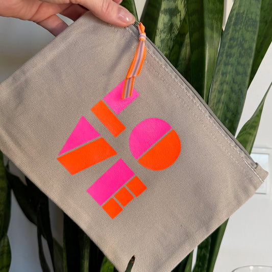 LOVE Kosmetiktasche Neon Edition